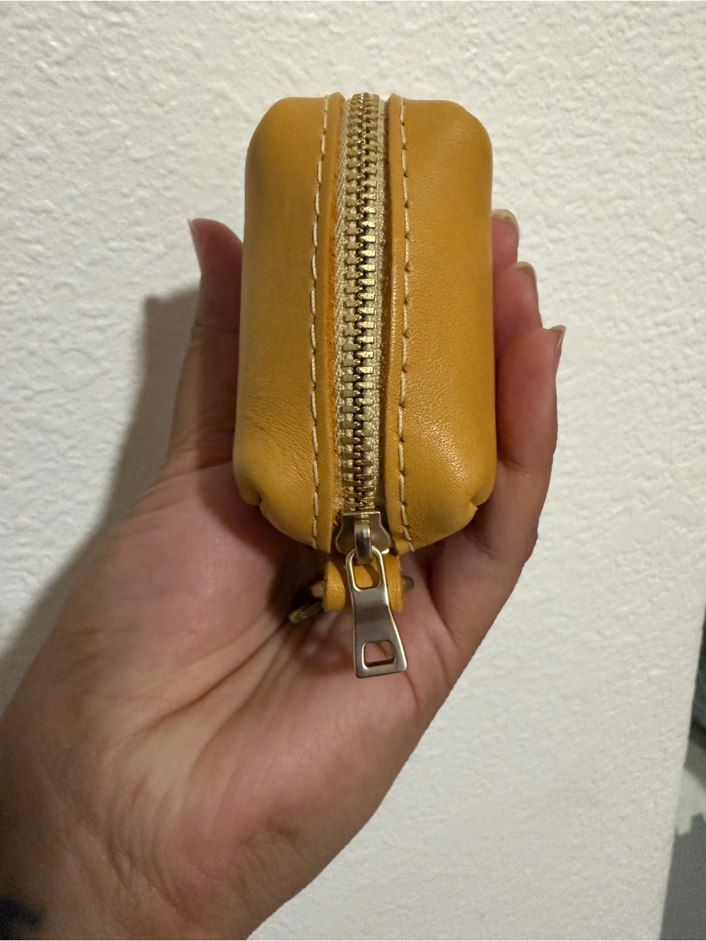 Portland Leather Dopp Keychain - Picture 3 of 5